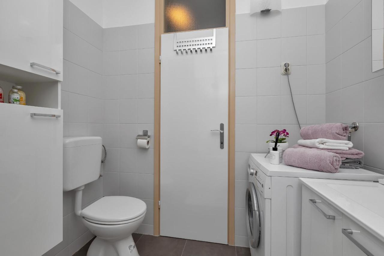 Bruno & Toni Deluxe Apartman Makarska Luaran gambar